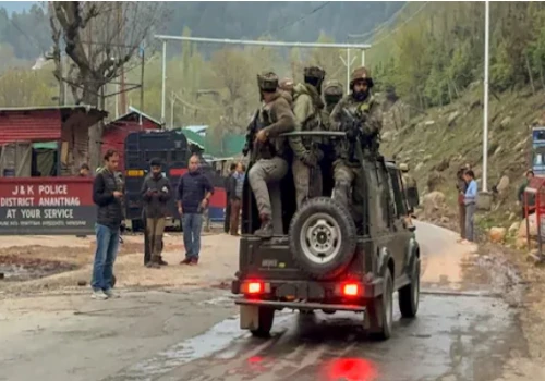 Pakistan Breaches Ceasefire in Nowgam and Uri Following Pahalgam Terror Attack; Indian Army Acts Firmly